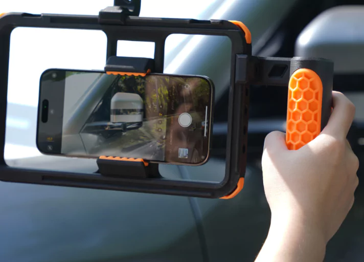 Bamblabs H2D 3D Printer is a Multi-Material Mastery